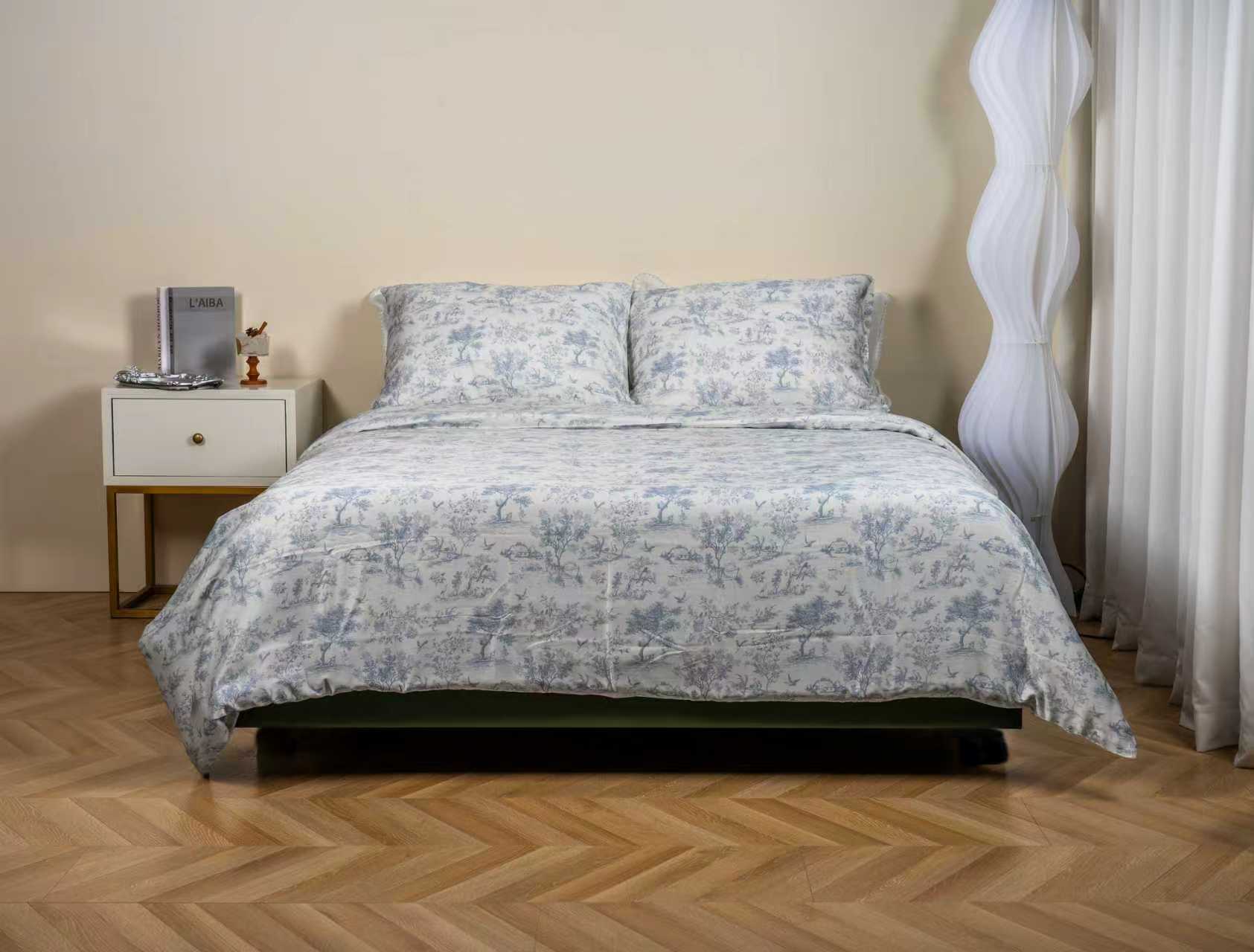 Housse de couette bleue imprimée