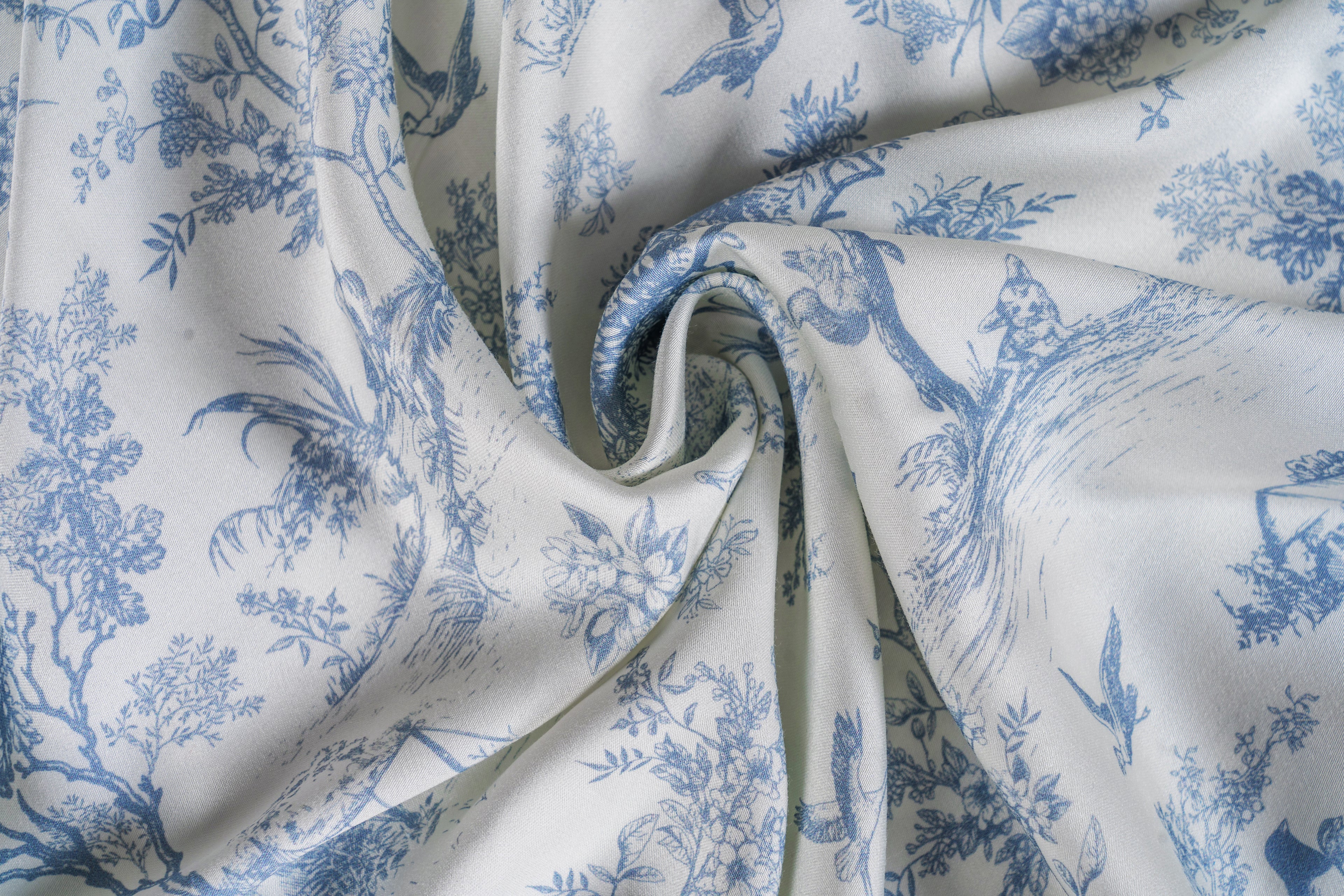 Housse de couette bleue imprimée