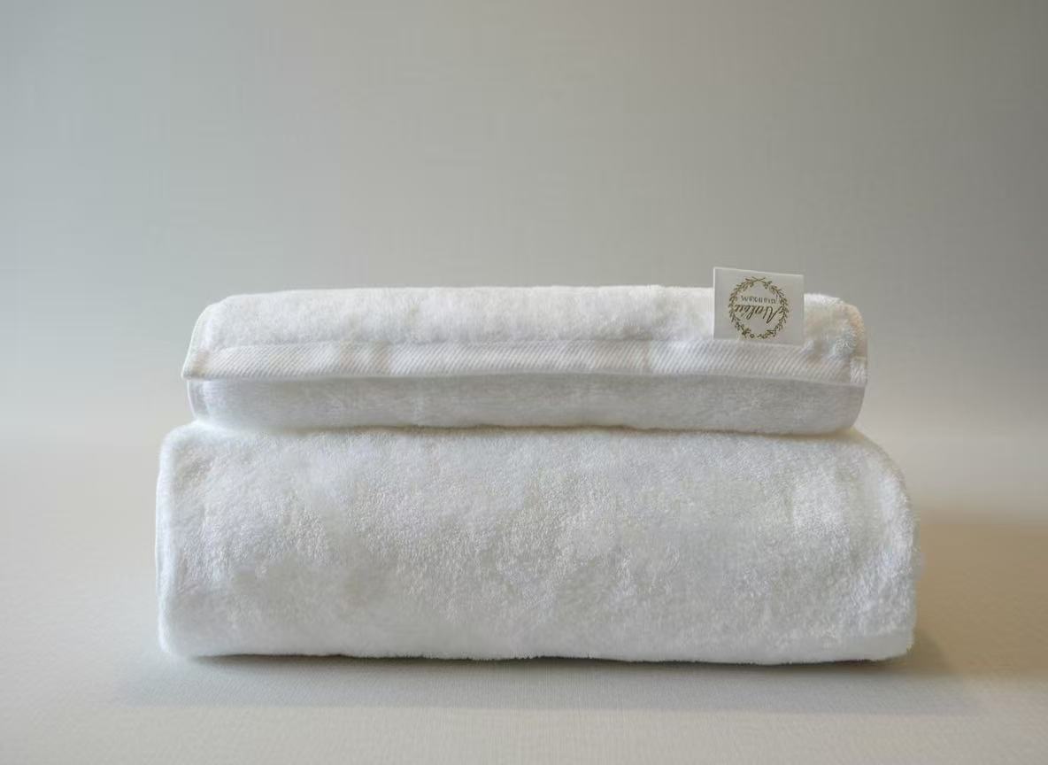 Serviette de toilette blanche