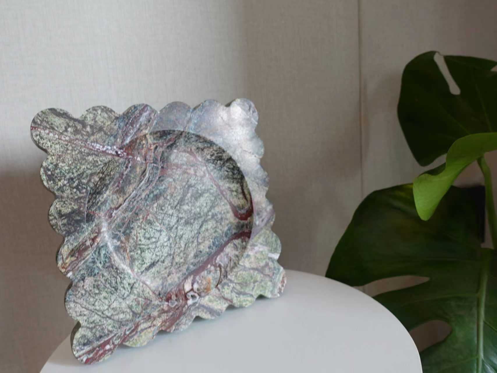 Plateau carré en dentelle vert forêt tropicale